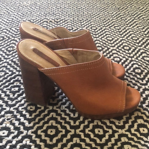 Frye company leather heeled slides / sandals, Sz 8 - Picture 1 of 5